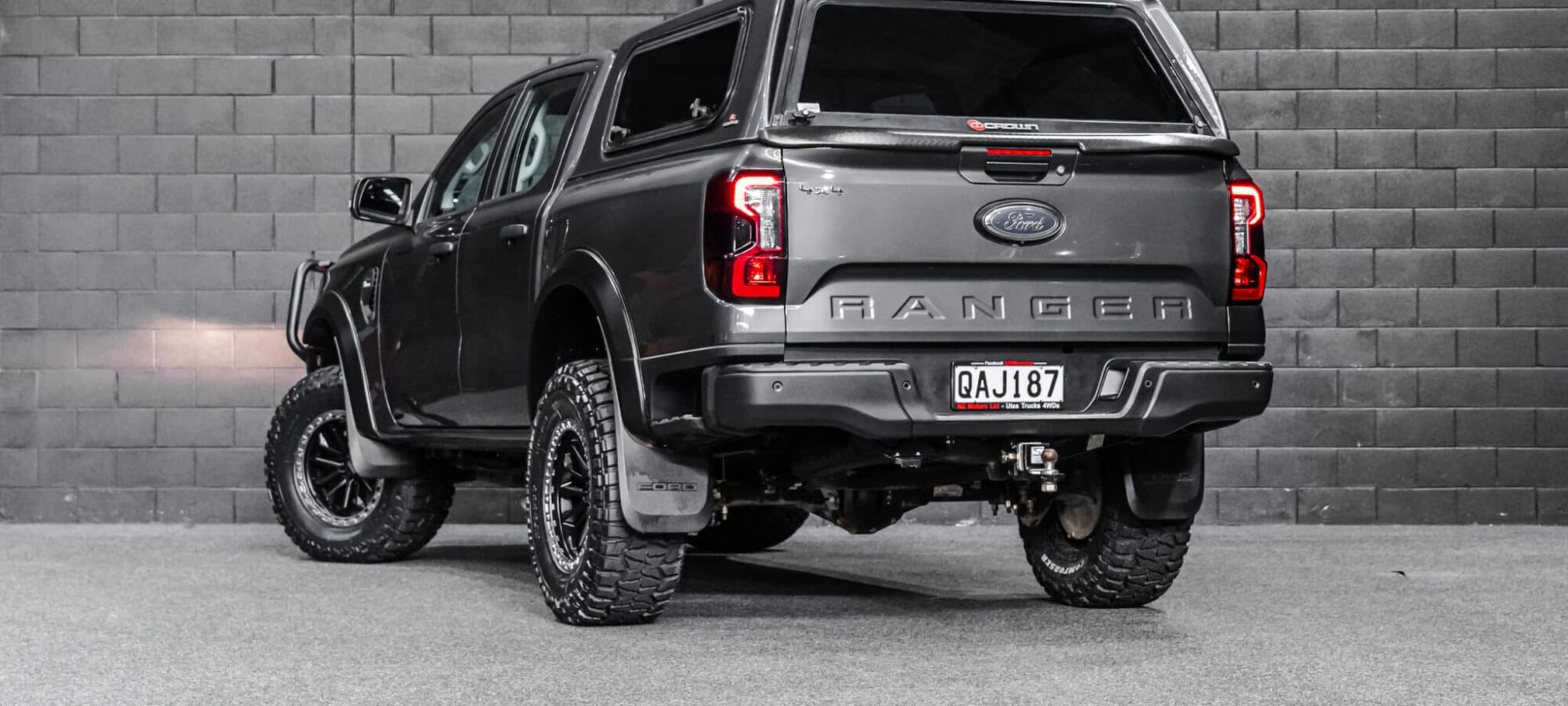 Vehicle Gallery Image