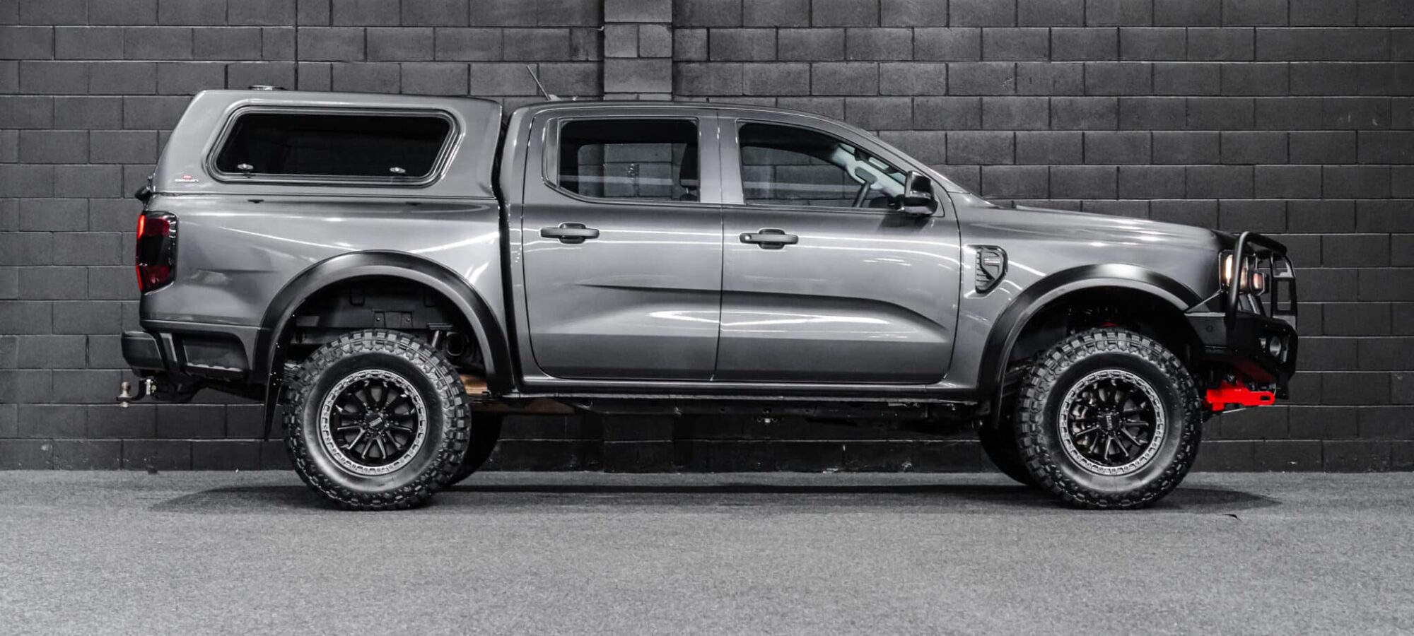 Vehicle Gallery Image