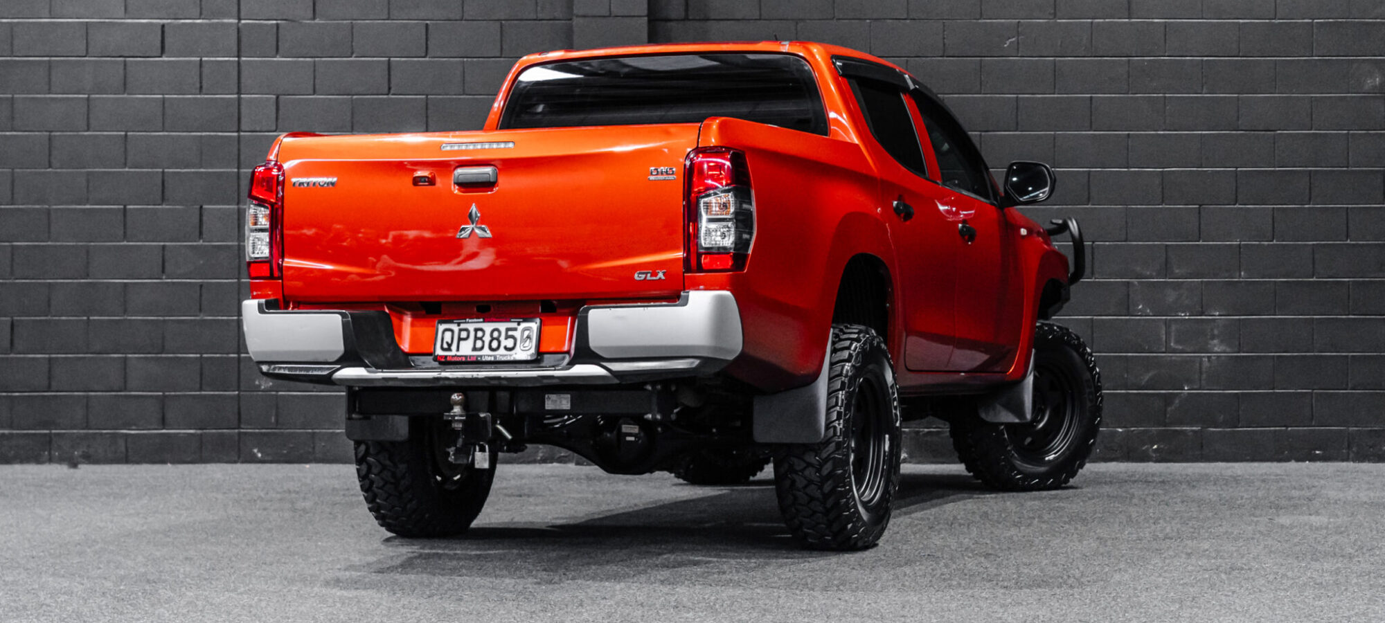 Vehicle Gallery Image