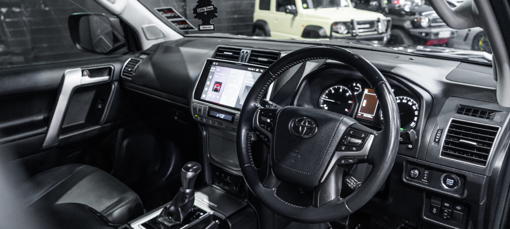 Vehicle Gallery Image