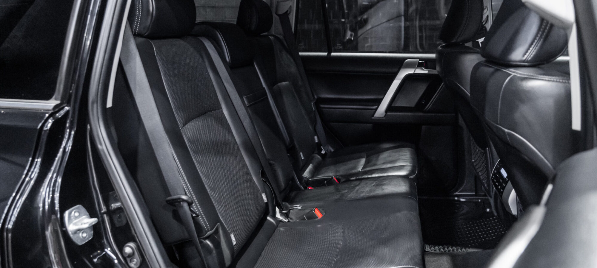 Vehicle Gallery Image