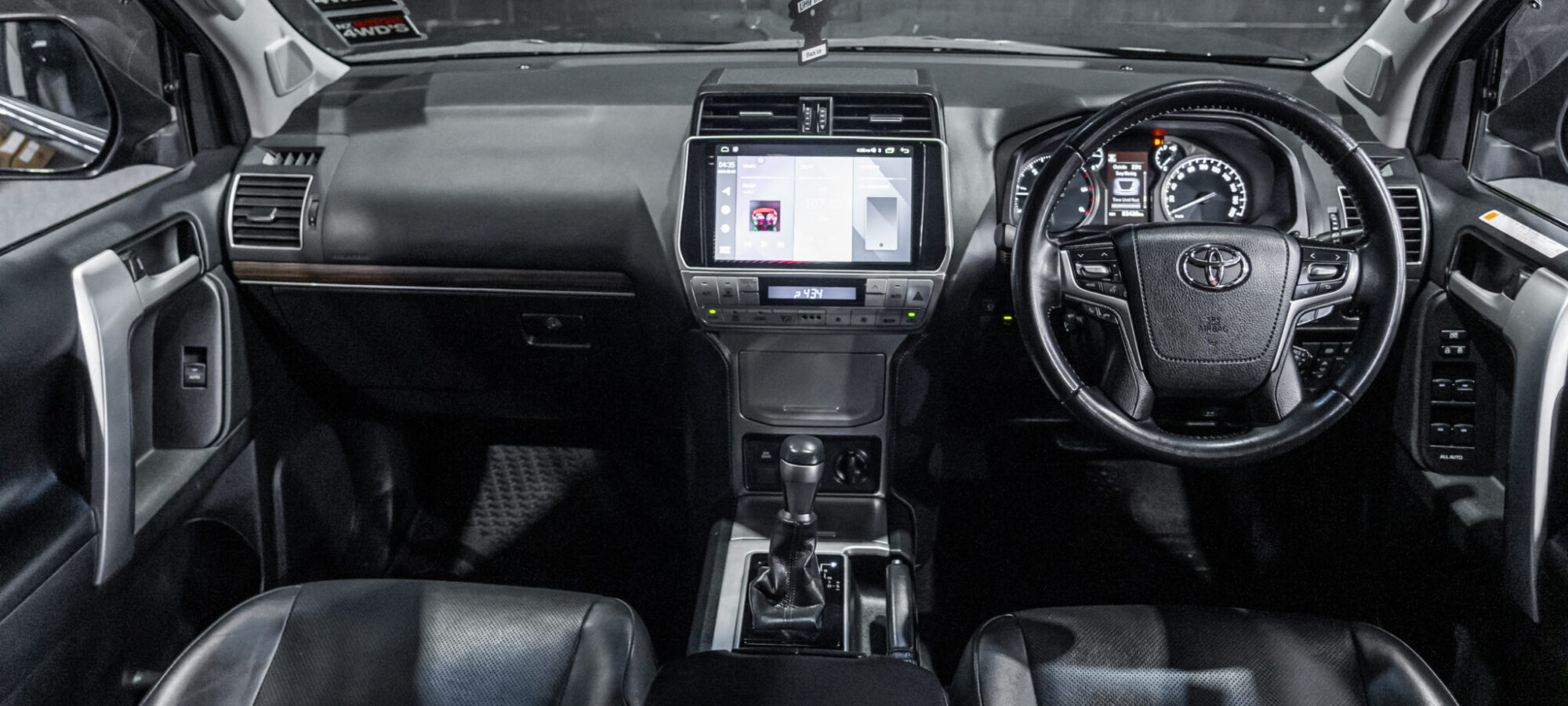 Vehicle Gallery Image