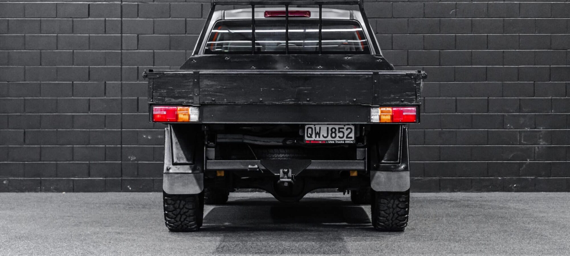 Vehicle Gallery Image