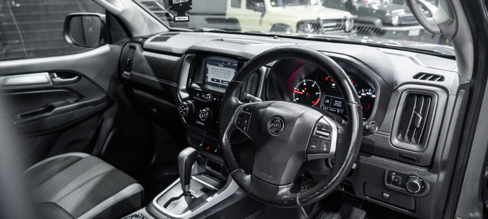 Vehicle Gallery Image