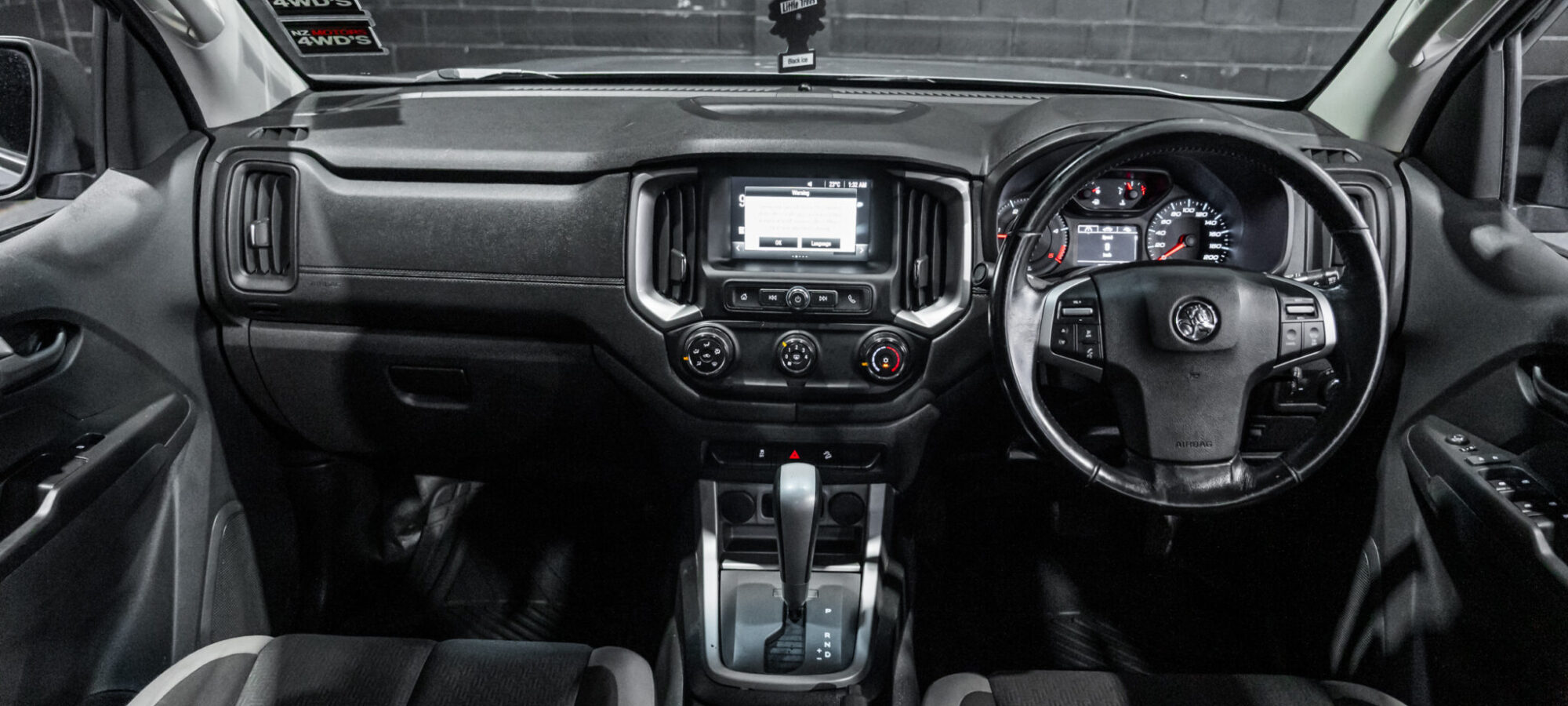 Vehicle Gallery Image