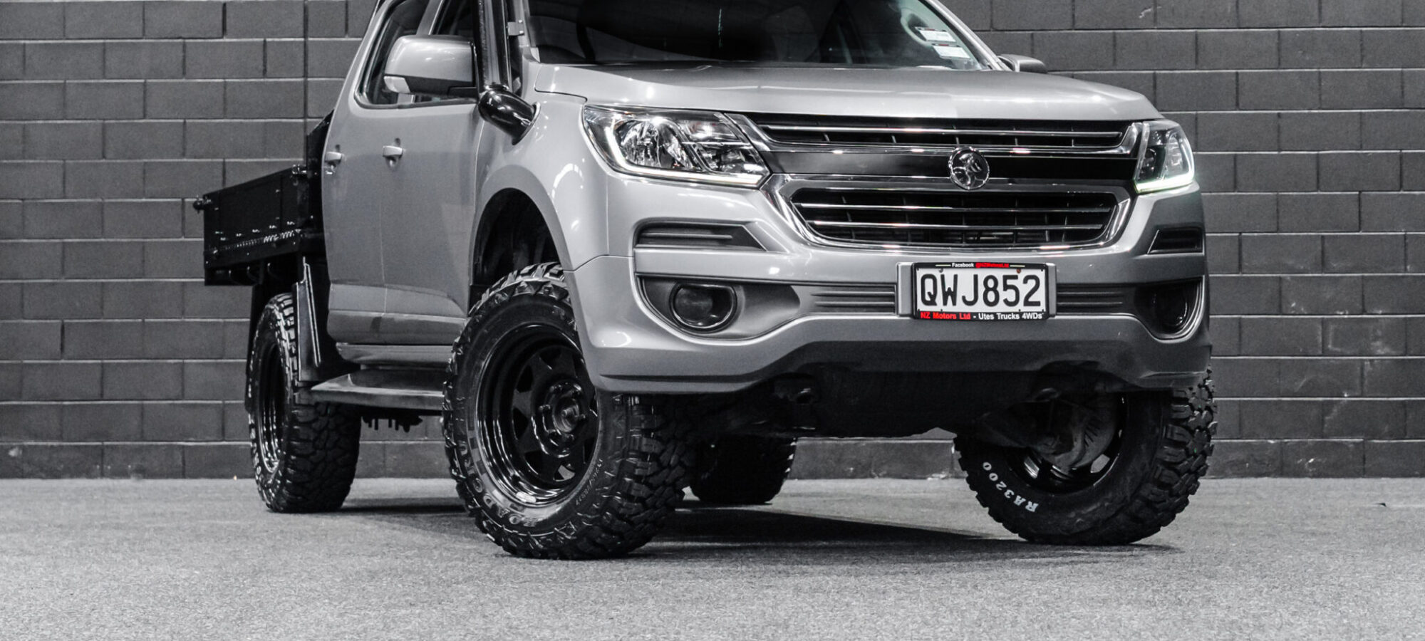 Vehicle Gallery Image