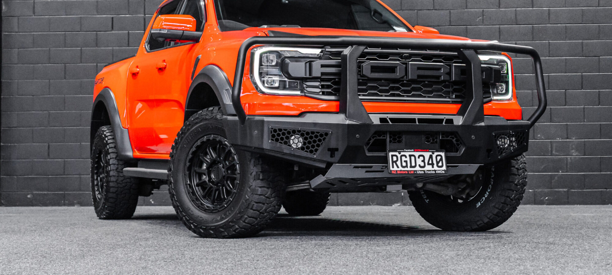 Vehicle Gallery Image