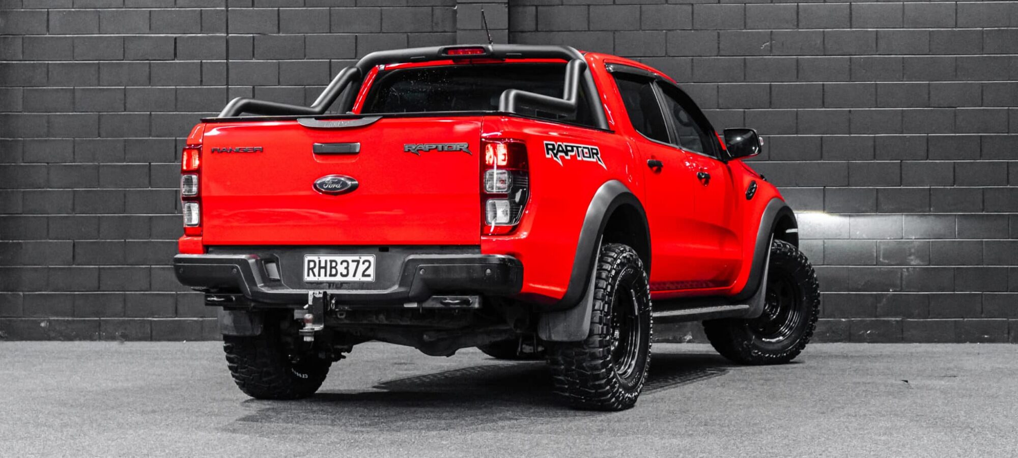 Vehicle Gallery Image