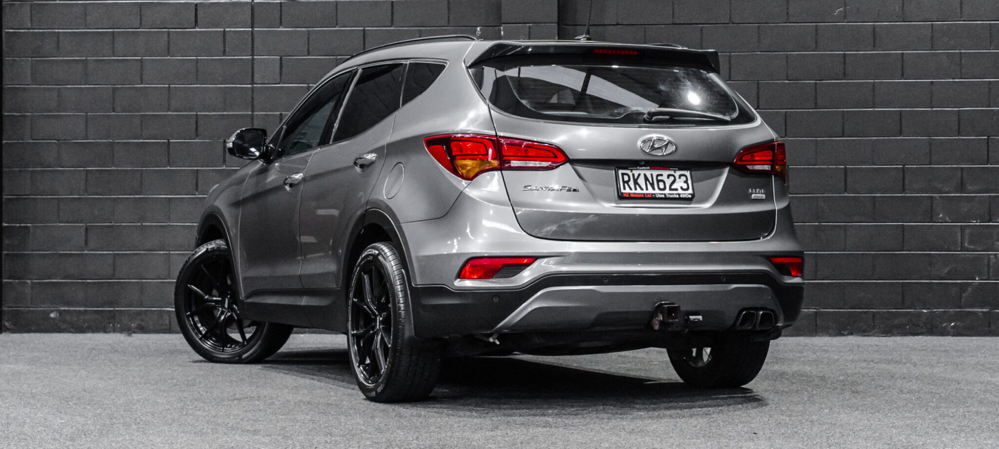 Vehicle Gallery Image