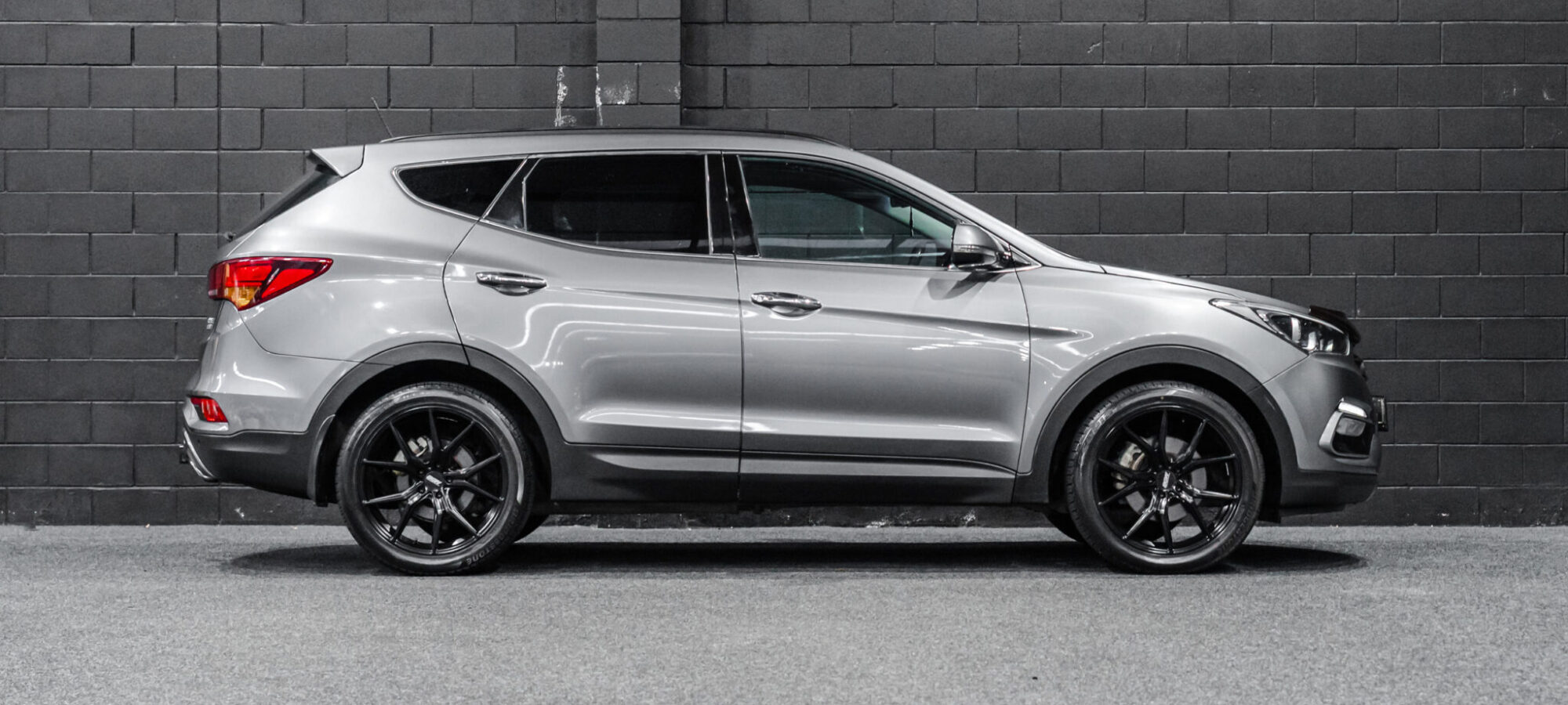 Vehicle Gallery Image