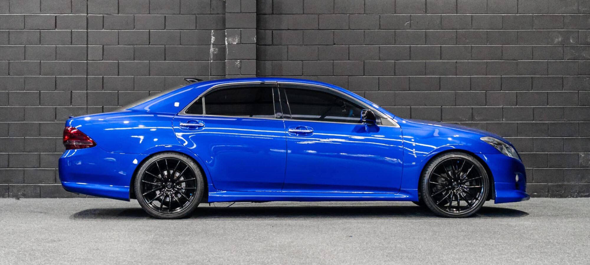 Vehicle Gallery Image