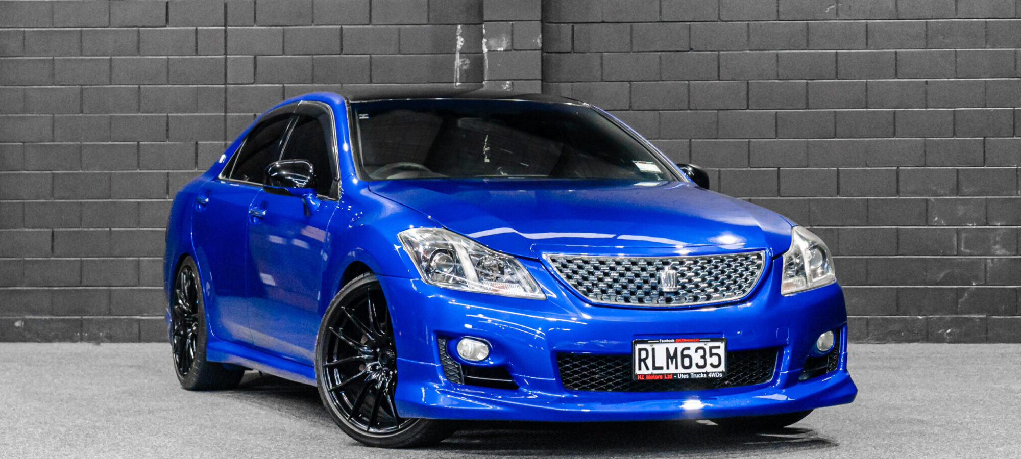 Vehicle Gallery Image