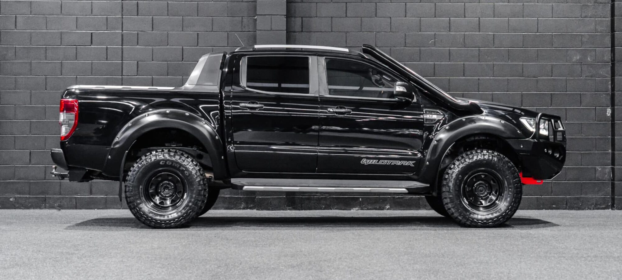 Vehicle Gallery Image