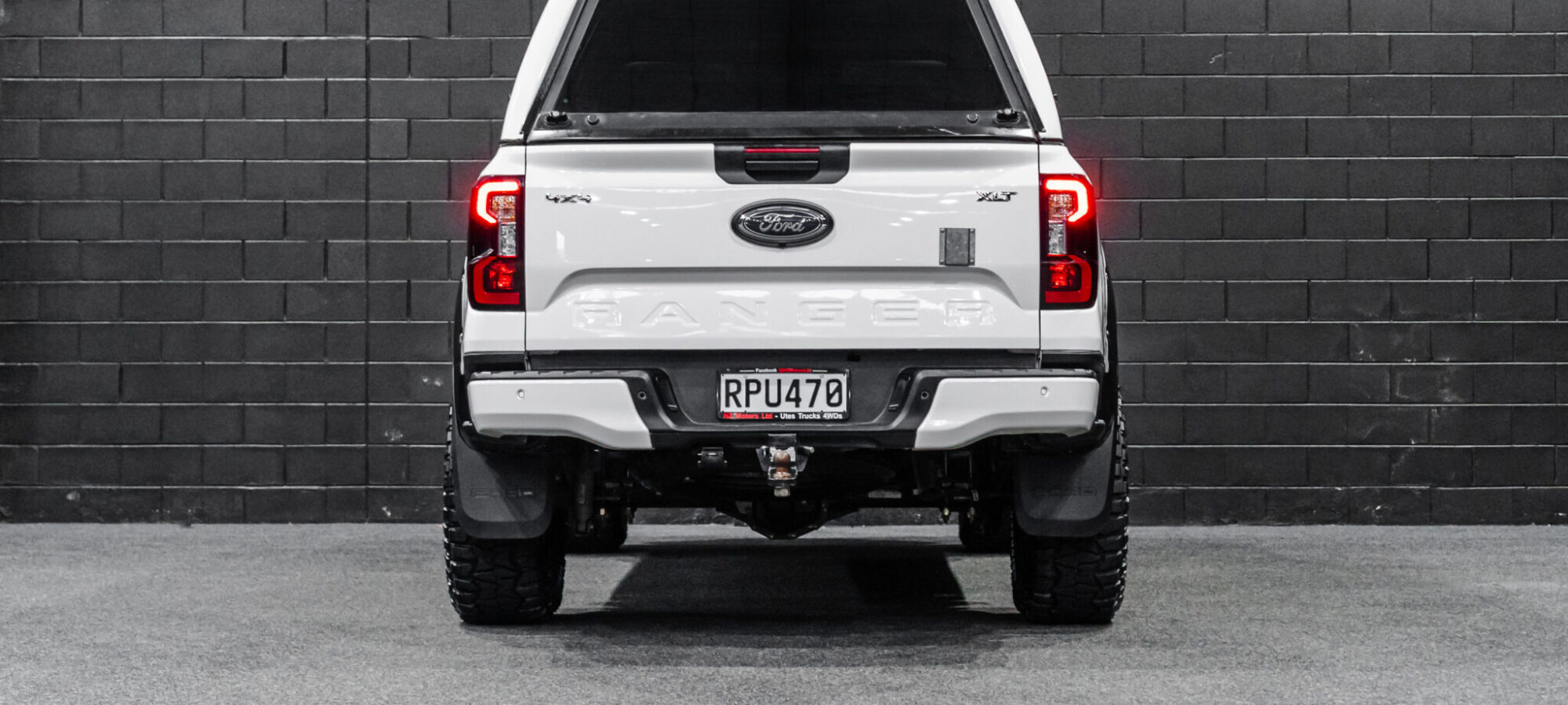 Vehicle Gallery Image