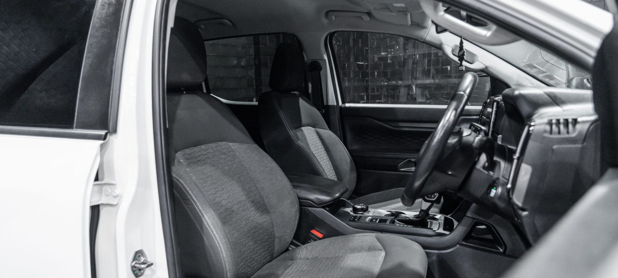 Vehicle Gallery Image