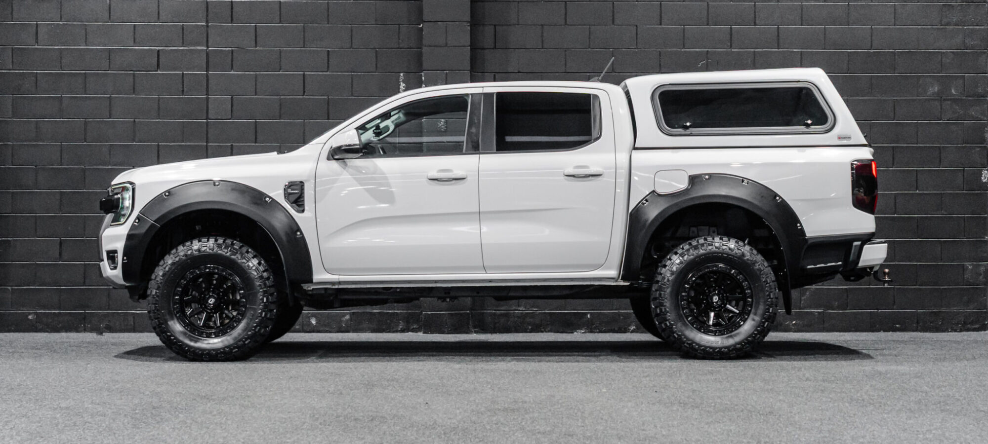 Vehicle Gallery Image