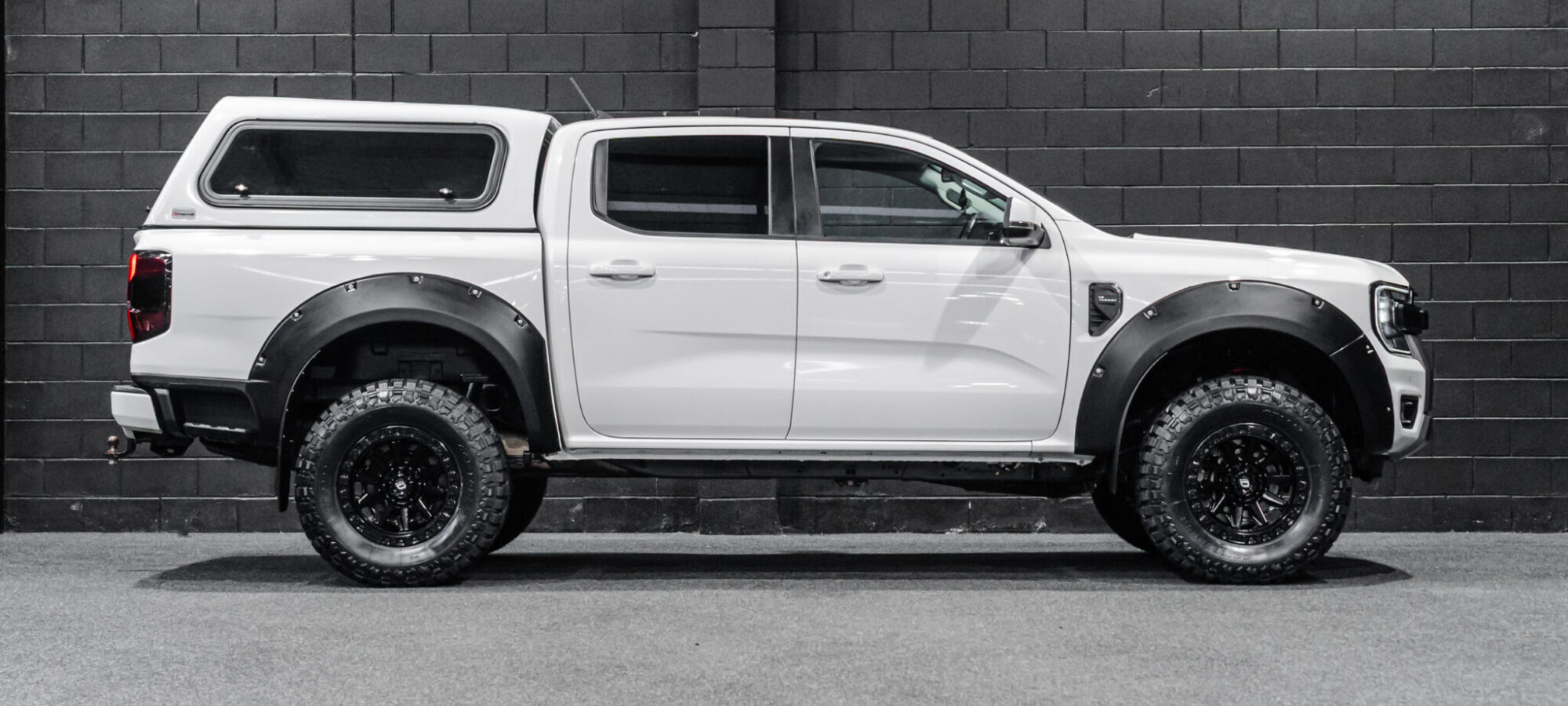 Vehicle Gallery Image