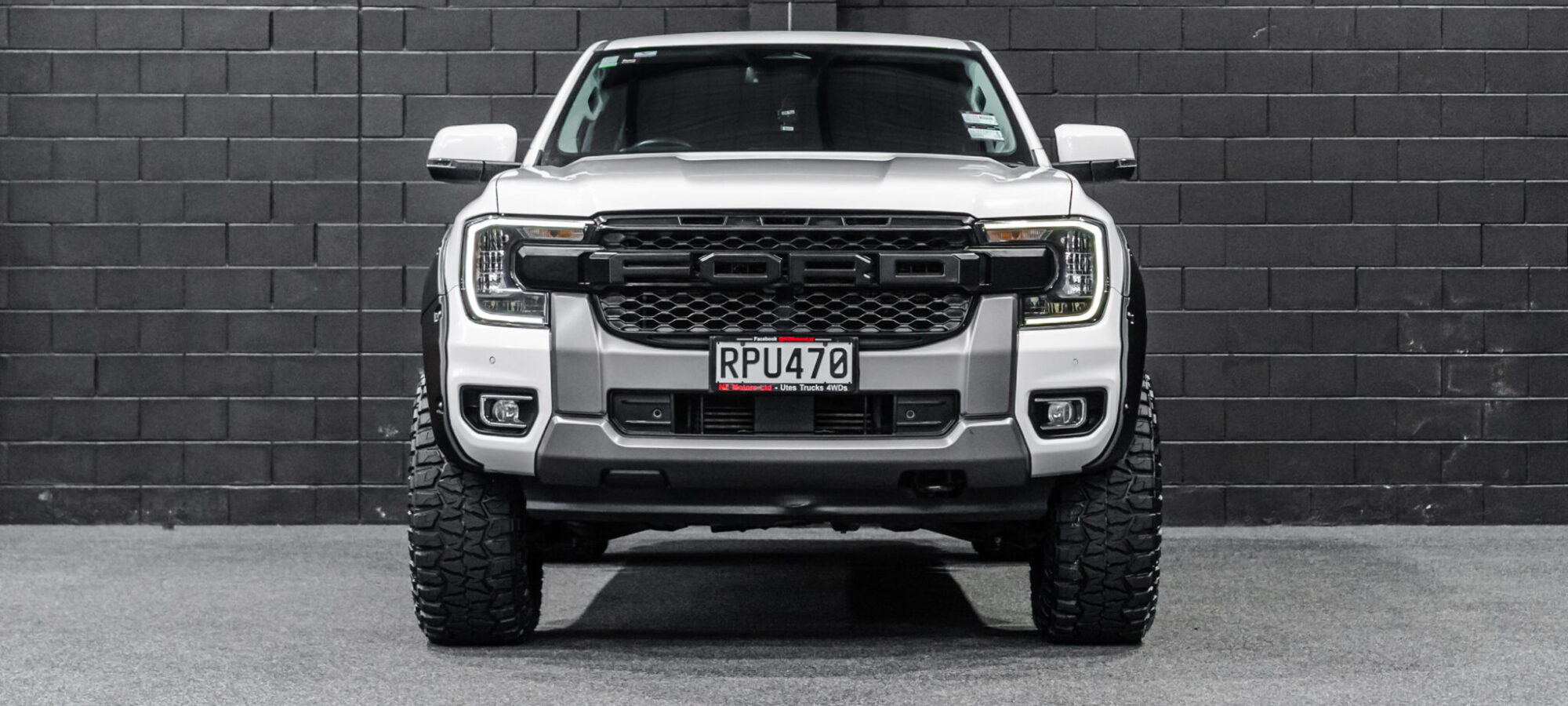 Vehicle Gallery Image