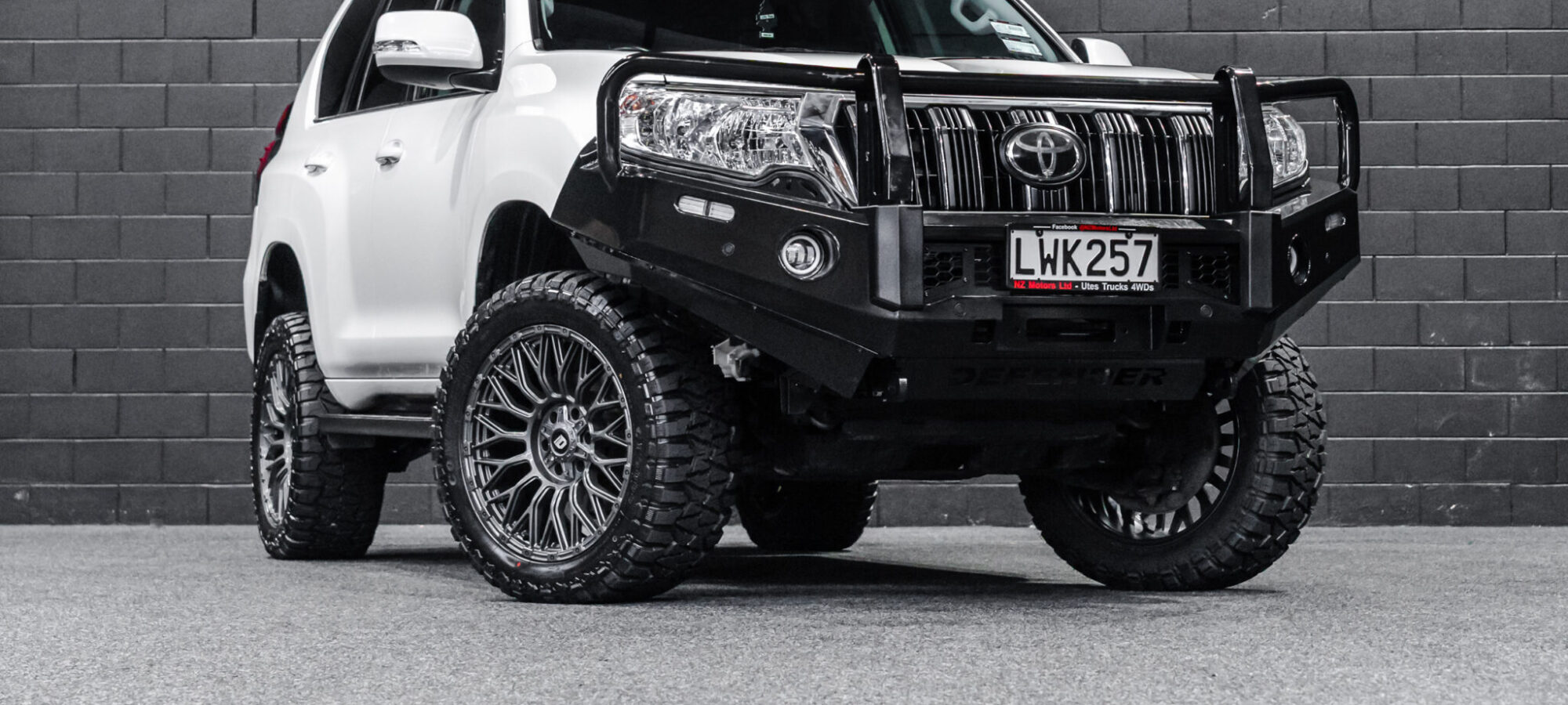 Vehicle Gallery Image