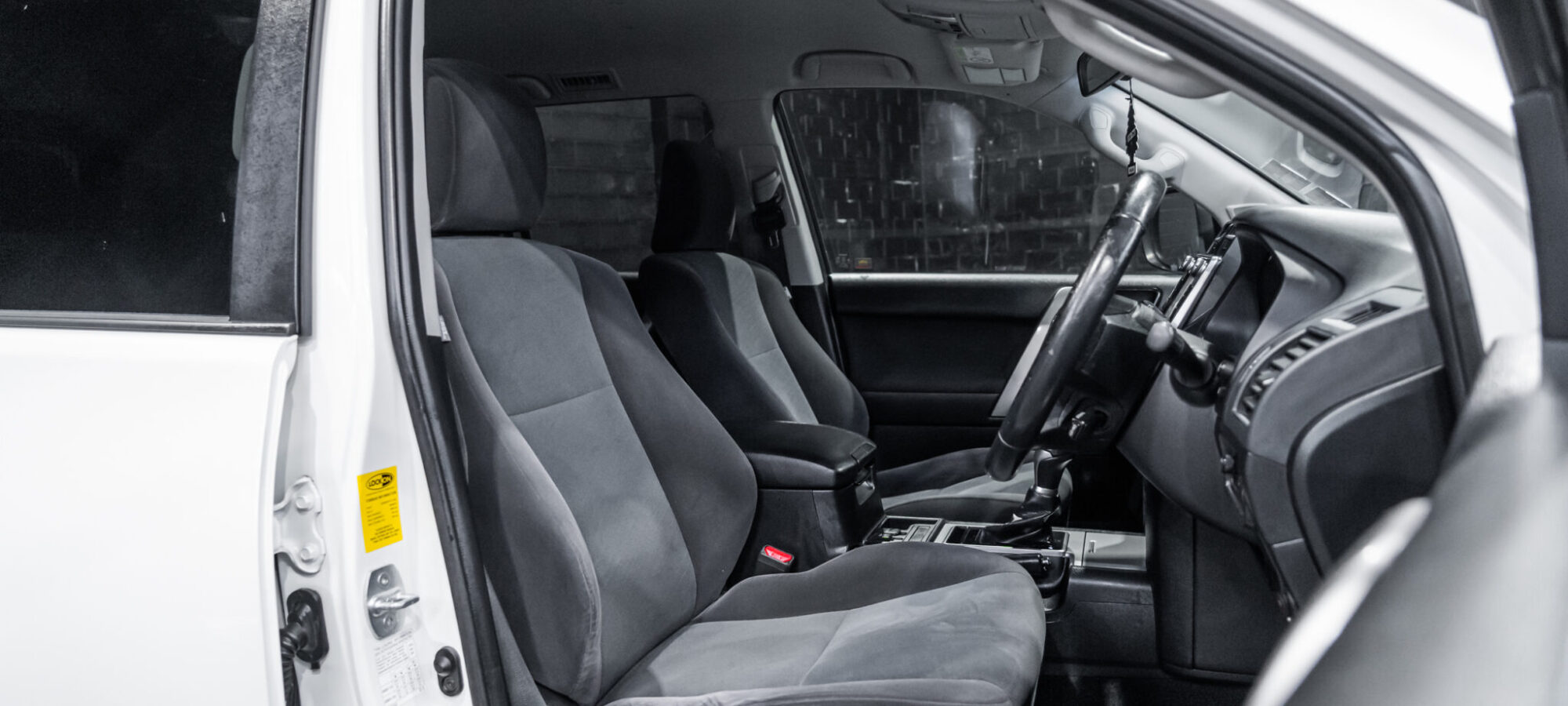 Vehicle Gallery Image