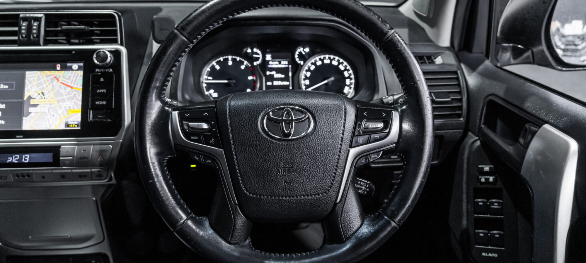 Vehicle Gallery Image