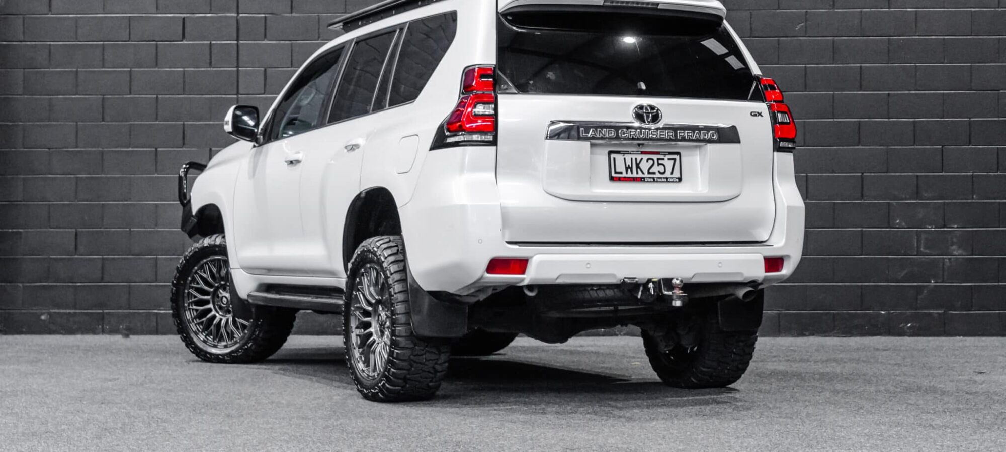 Vehicle Gallery Image