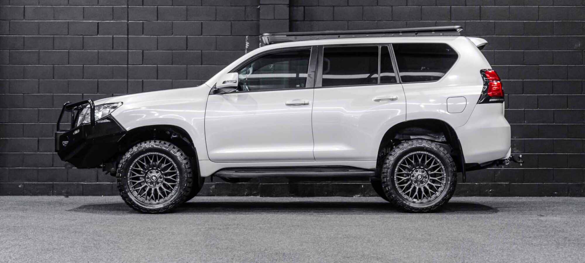 Vehicle Gallery Image