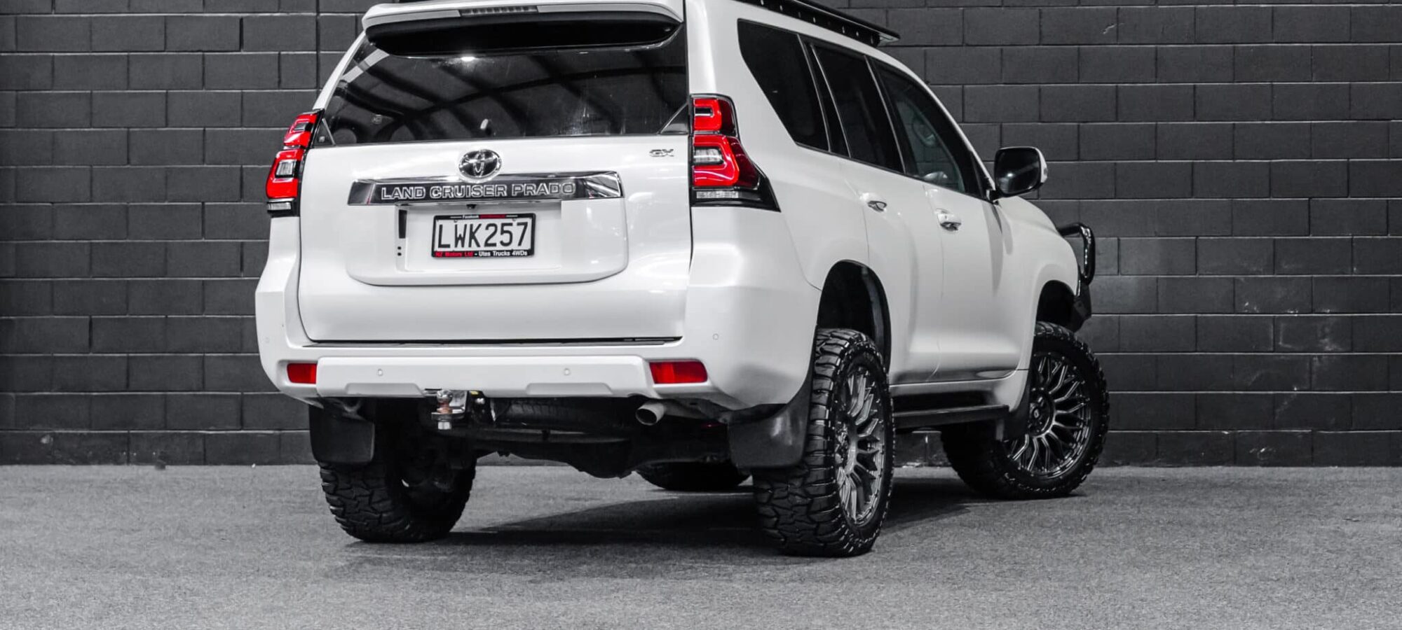 Vehicle Gallery Image