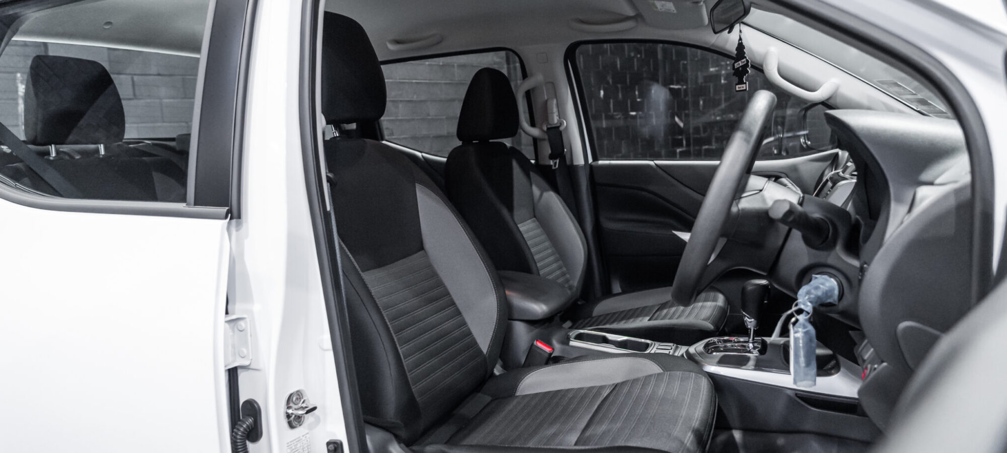 Vehicle Gallery Image