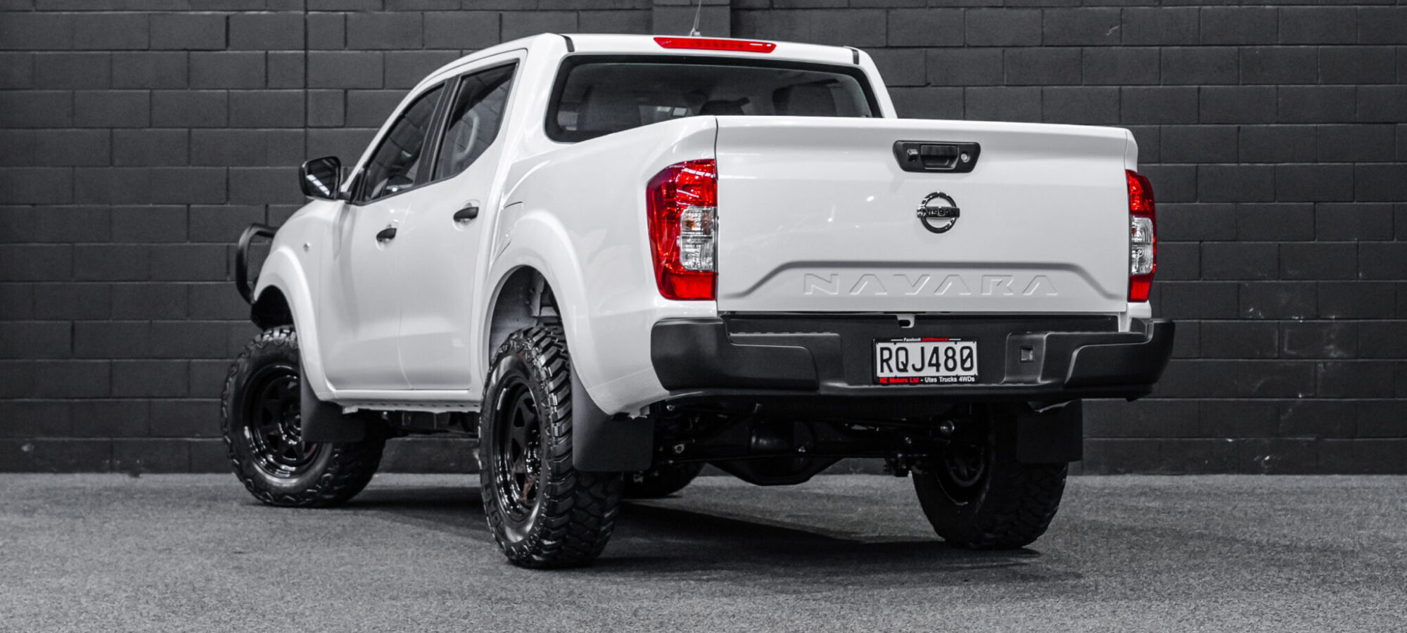 Vehicle Gallery Image