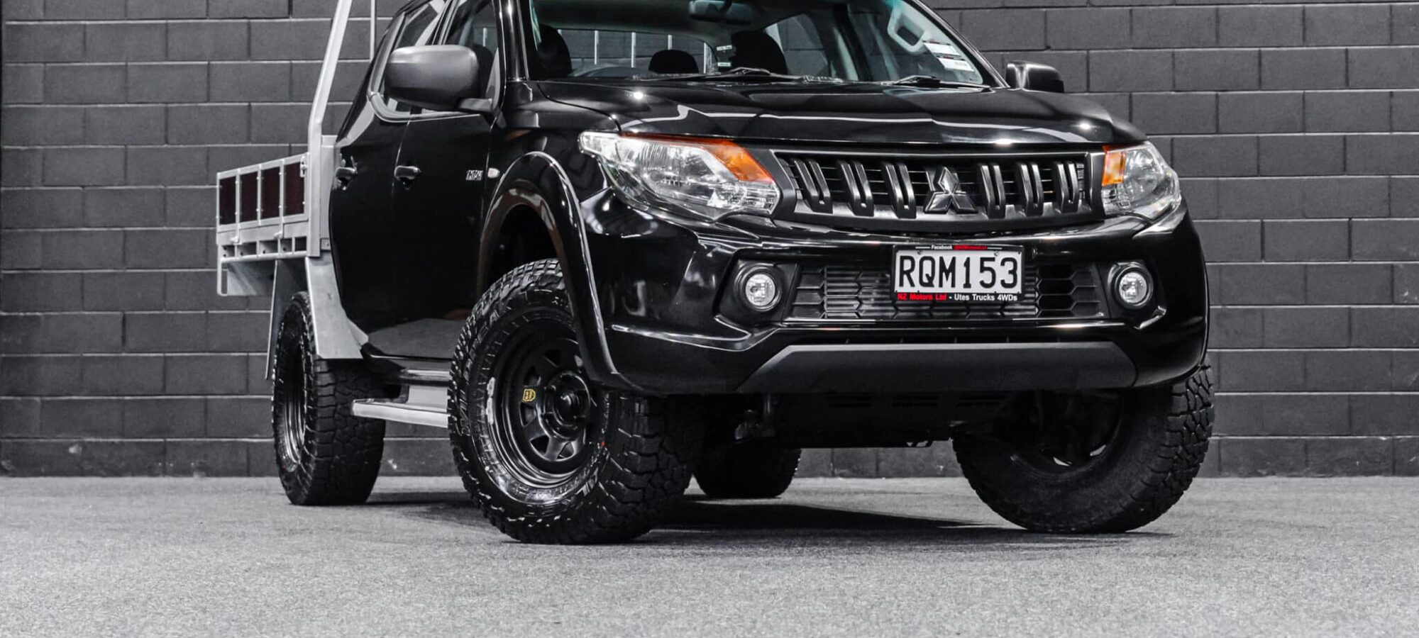 Vehicle Gallery Image