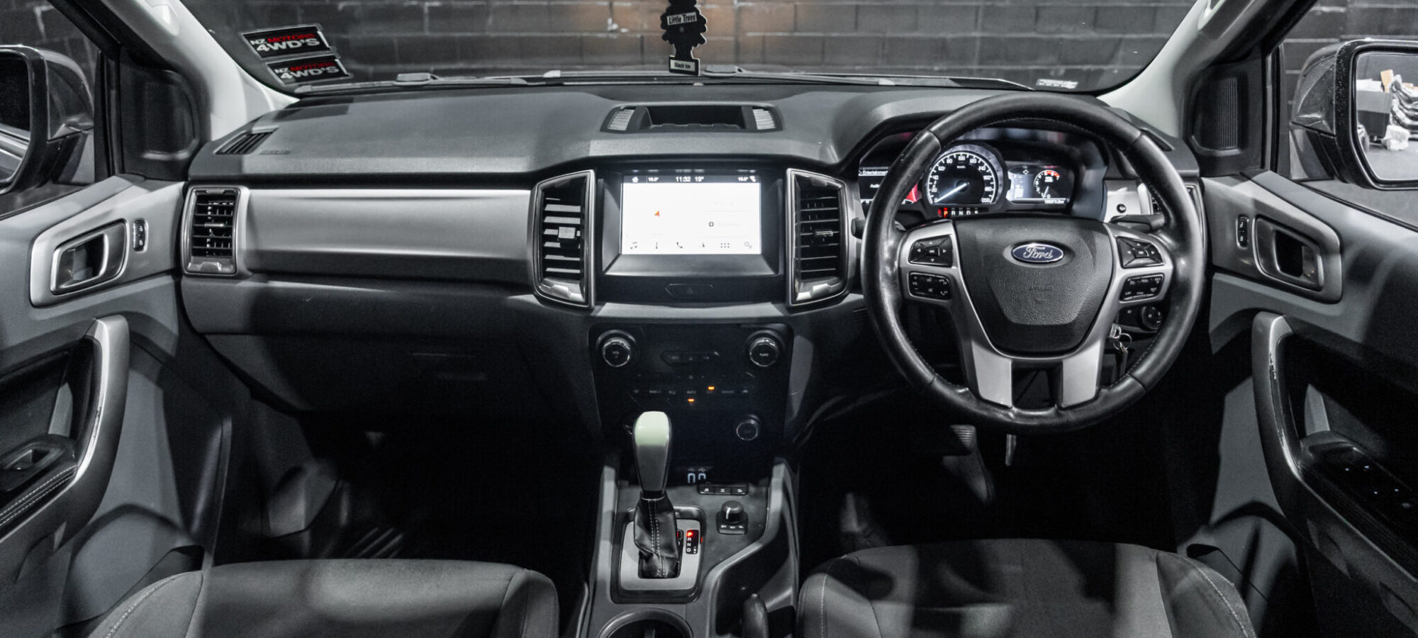 Vehicle Gallery Image