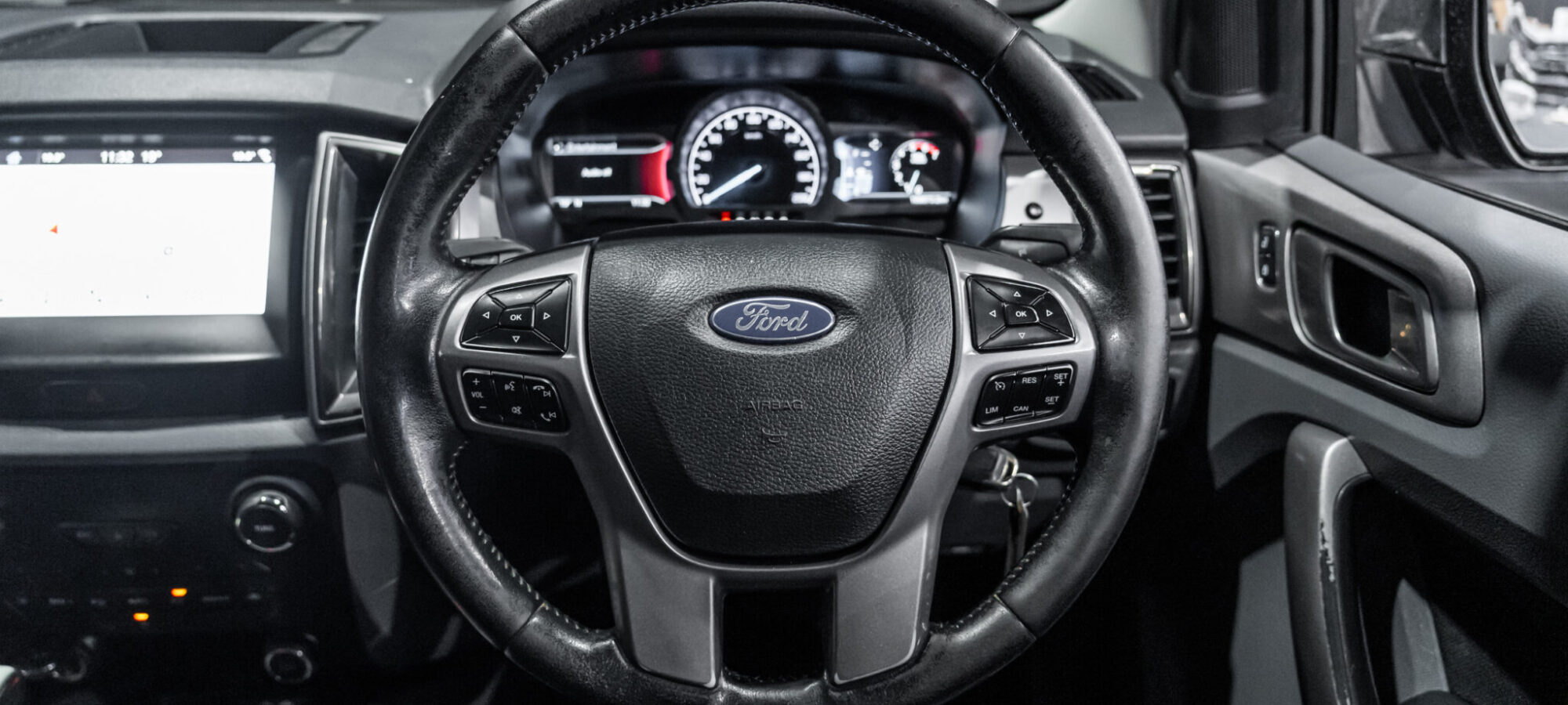 Vehicle Gallery Image