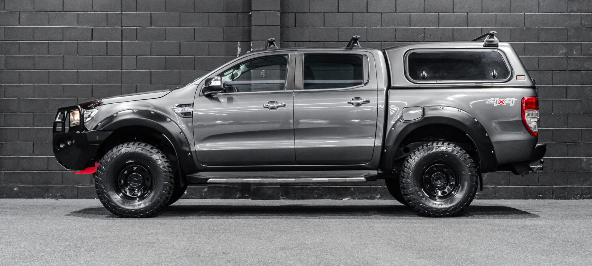 Vehicle Gallery Image