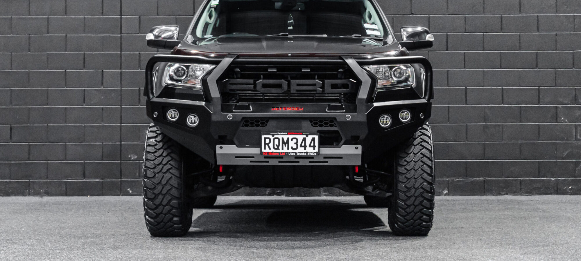 Vehicle Gallery Image