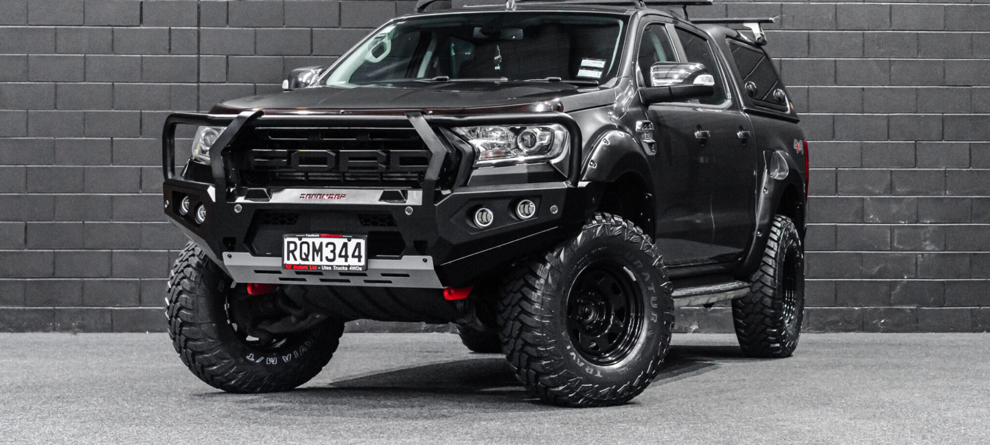 Vehicle Gallery Image