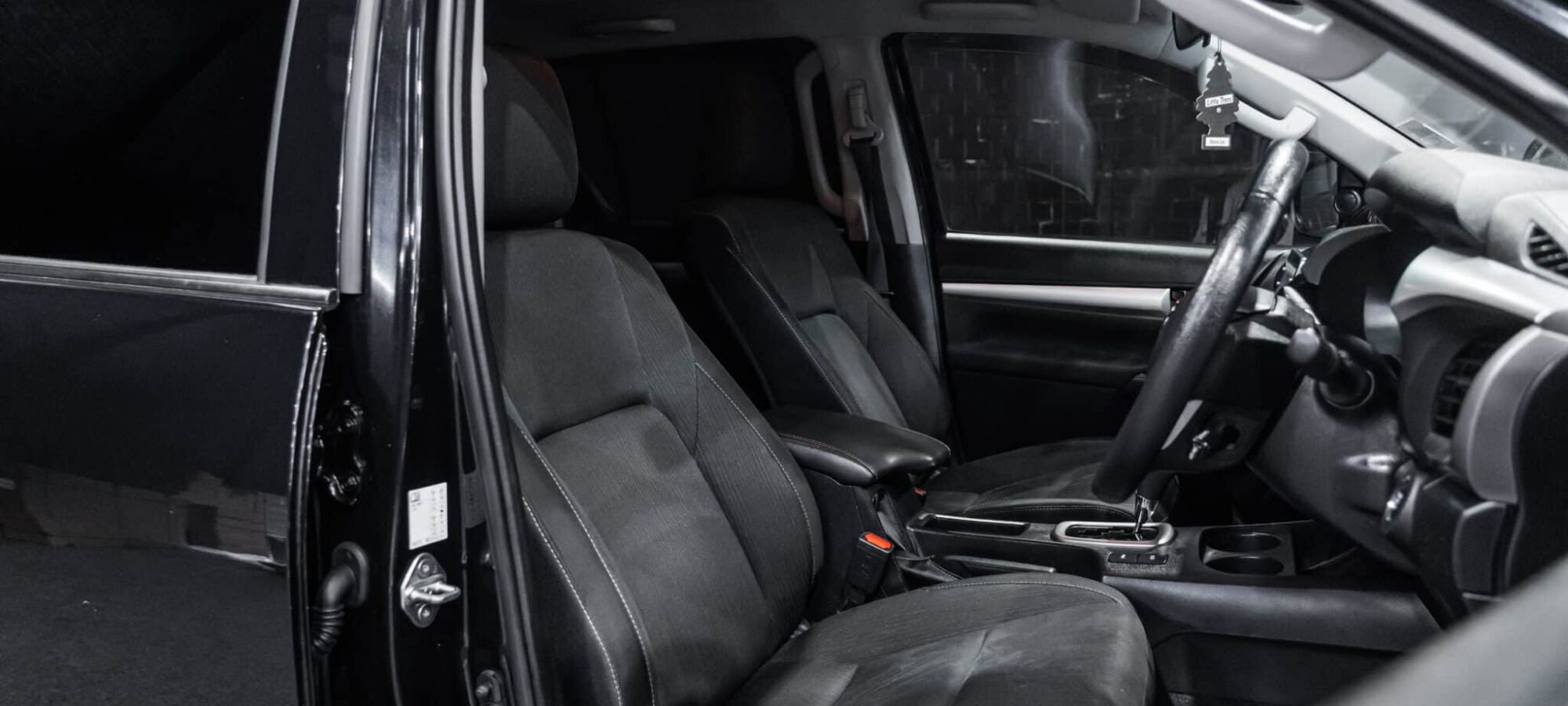 Vehicle Gallery Image