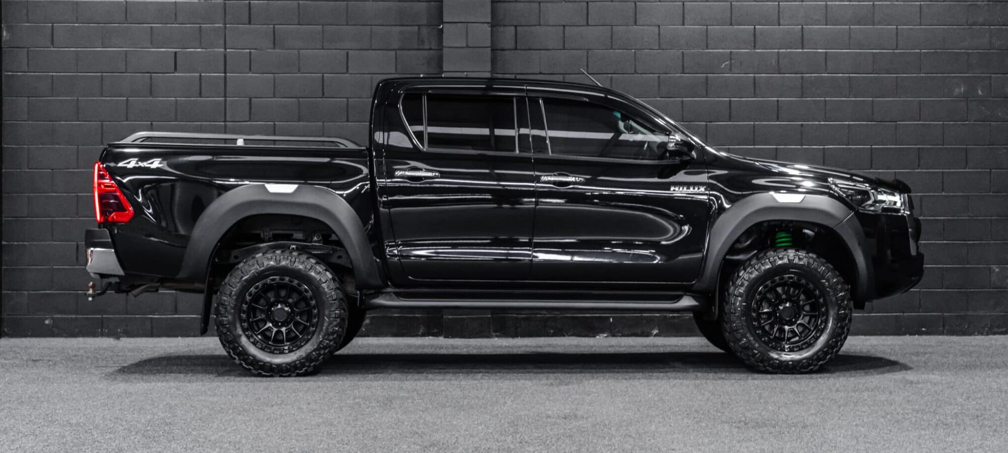 Vehicle Gallery Image