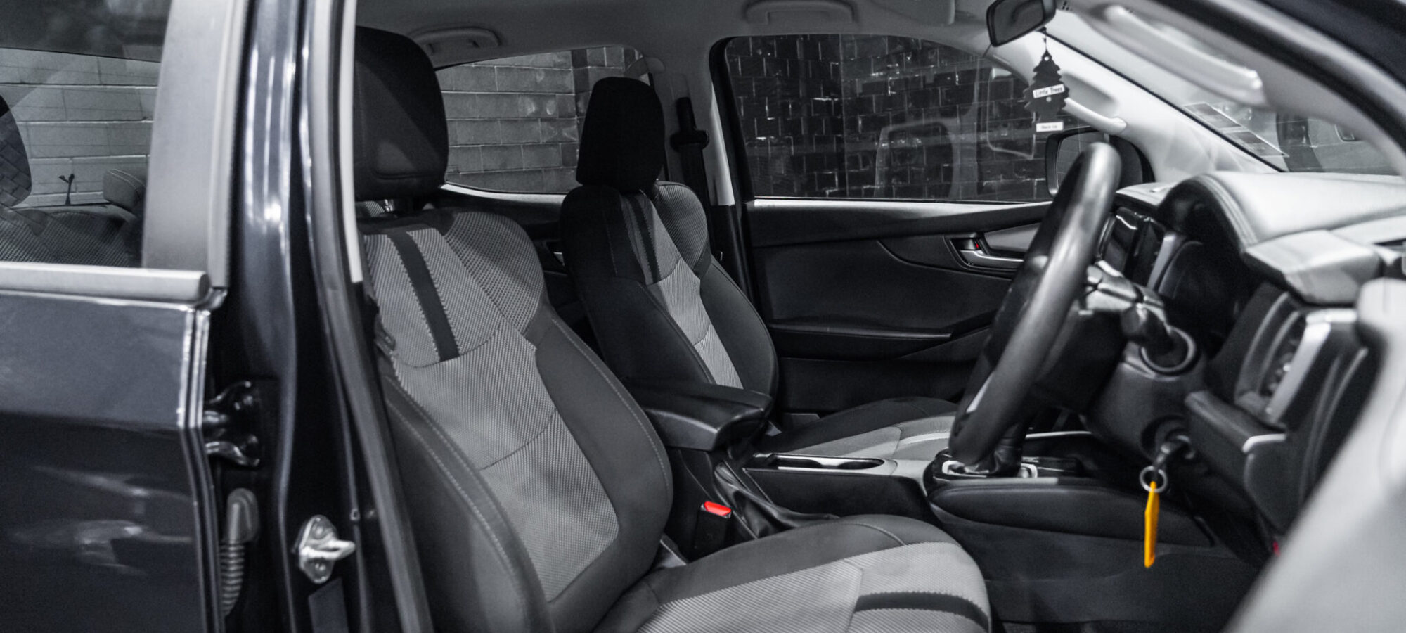 Vehicle Gallery Image