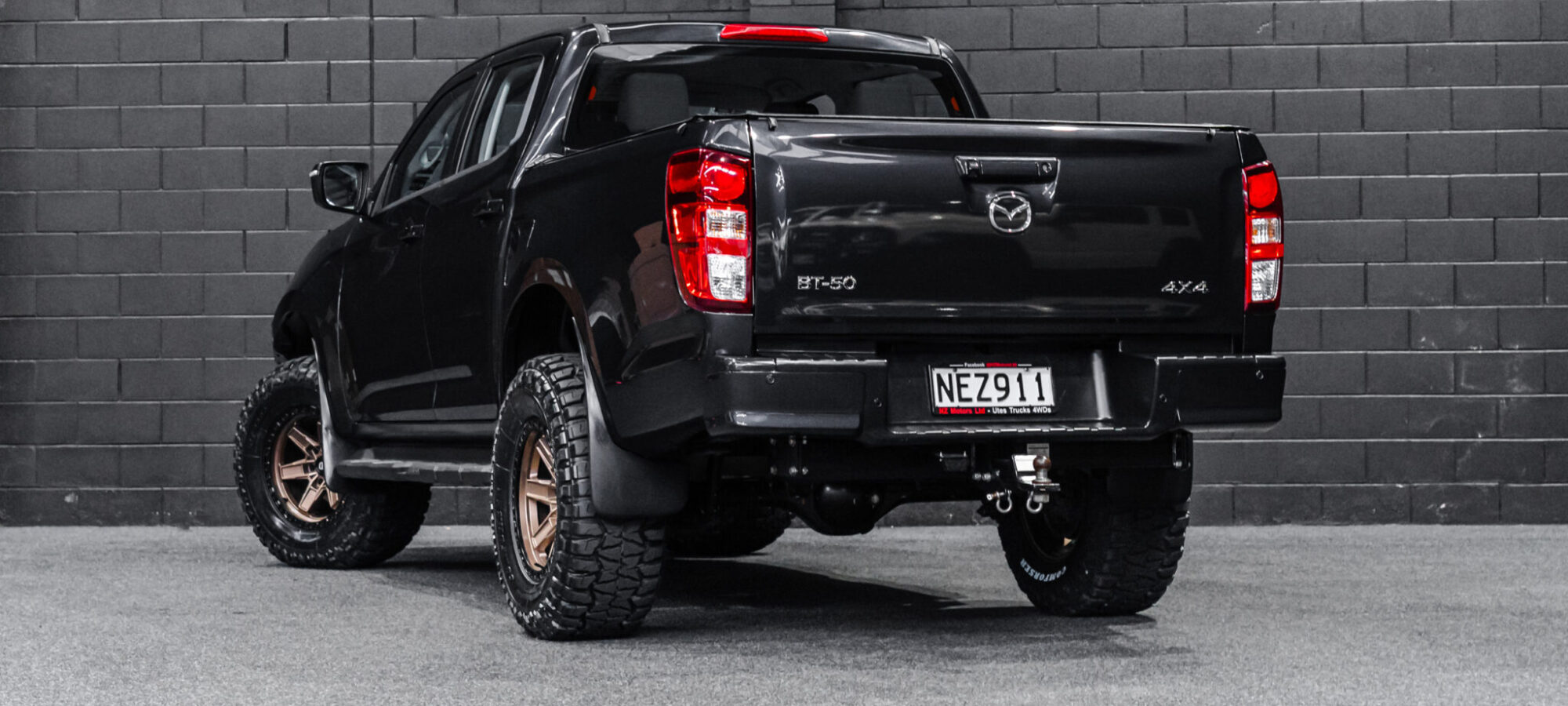 Vehicle Gallery Image