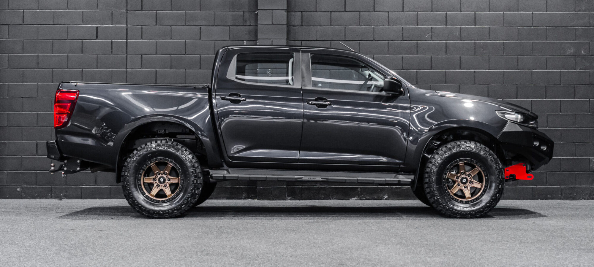 Vehicle Gallery Image