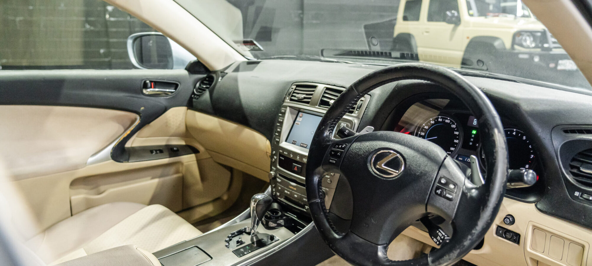 Vehicle Gallery Image