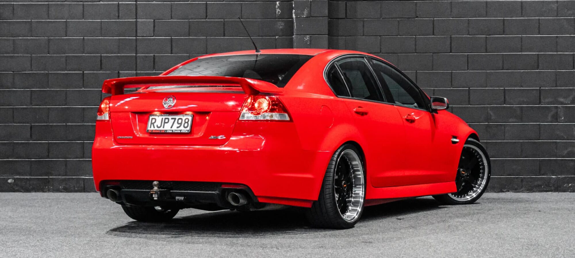 Vehicle Gallery Image