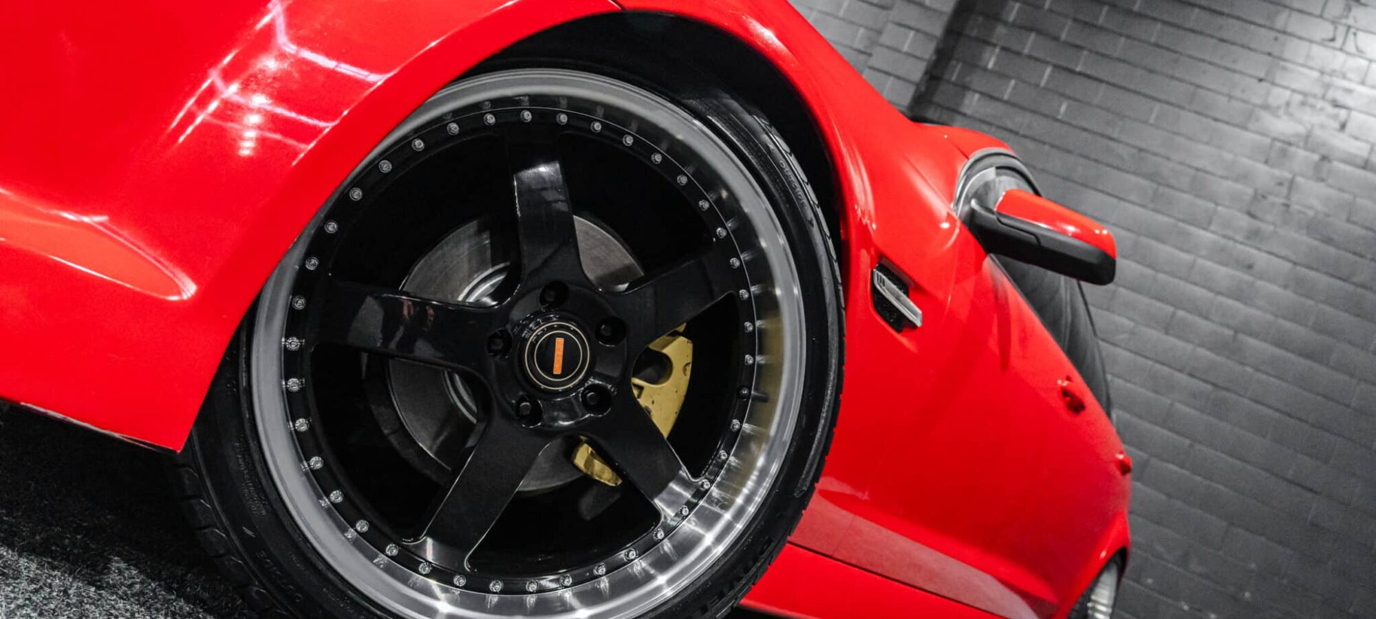 Vehicle Gallery Image