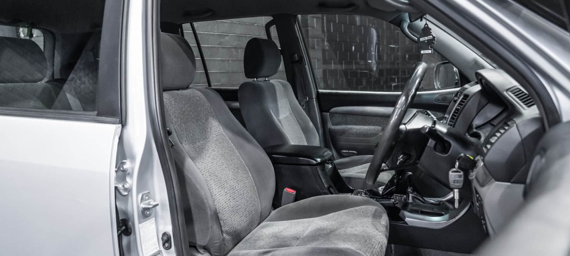 Vehicle Gallery Image