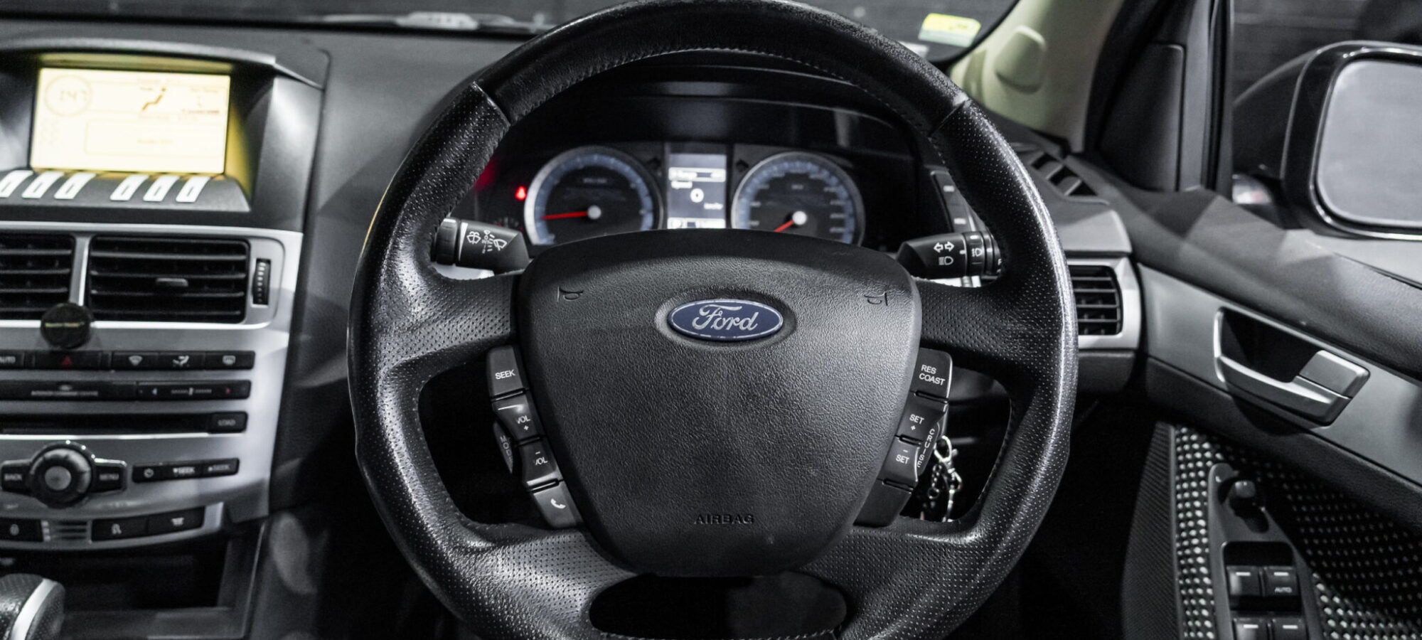 Vehicle Gallery Image