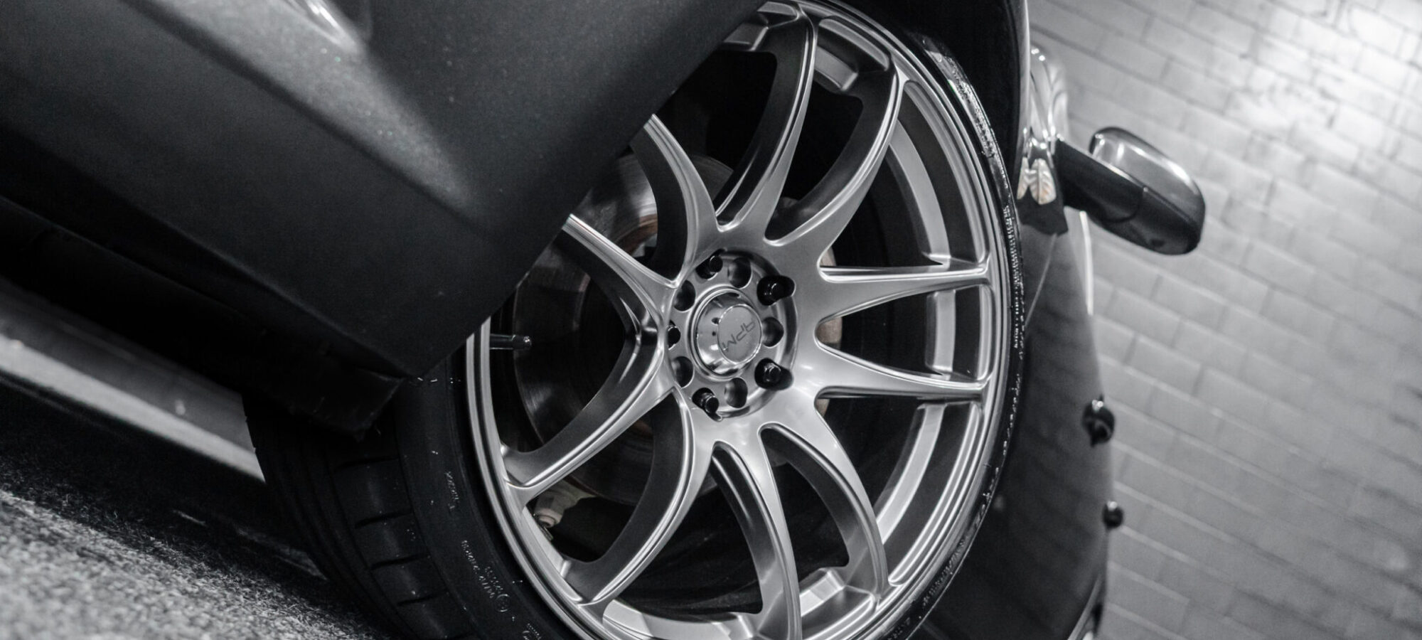 Vehicle Gallery Image