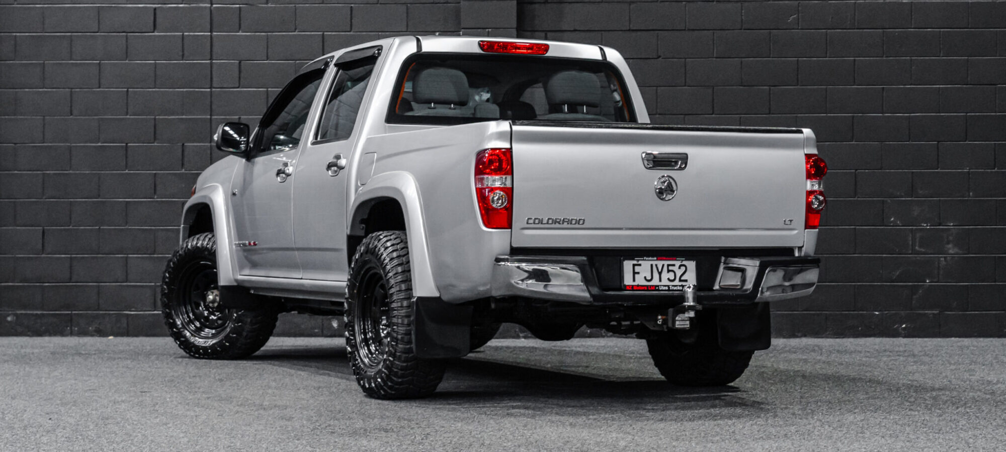 Vehicle Gallery Image