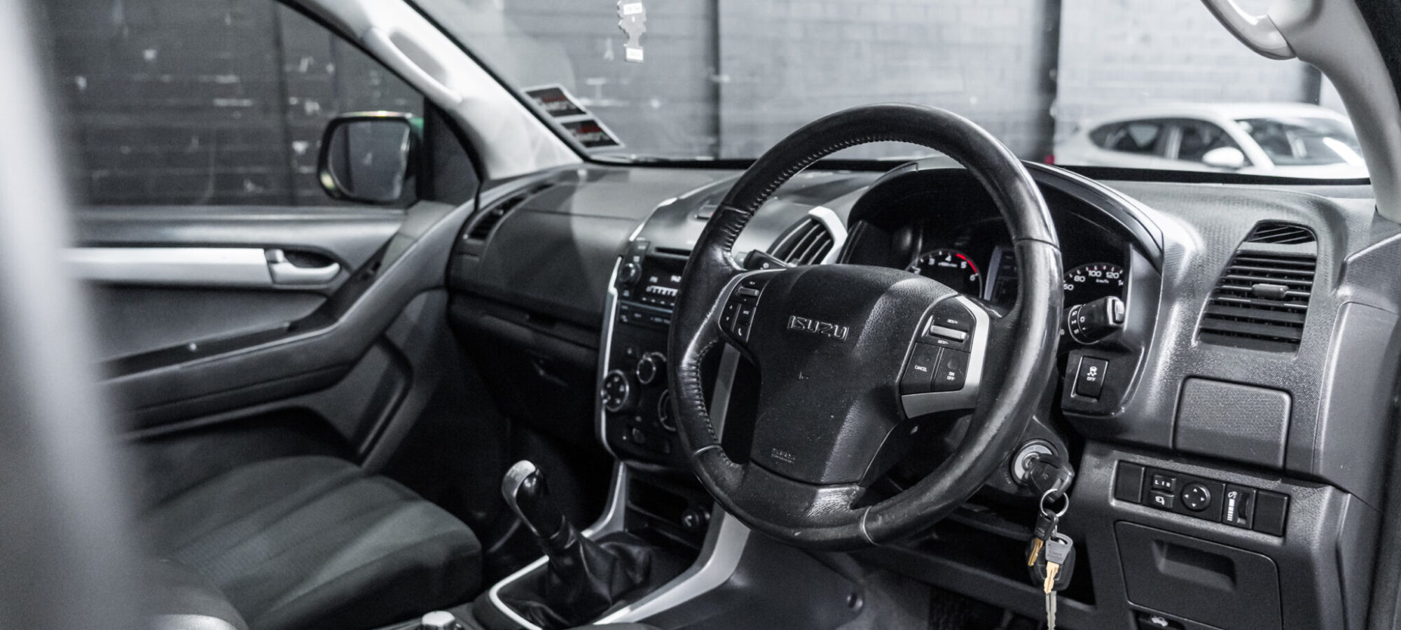 Vehicle Gallery Image