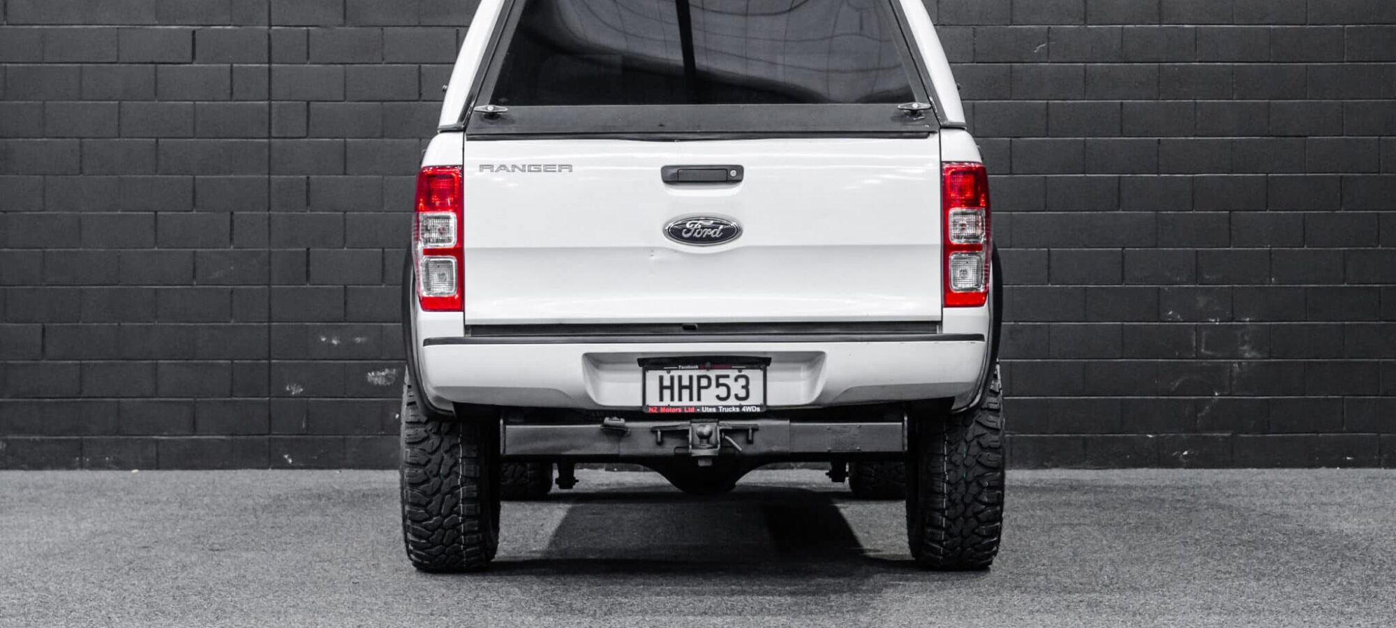 Vehicle Gallery Image